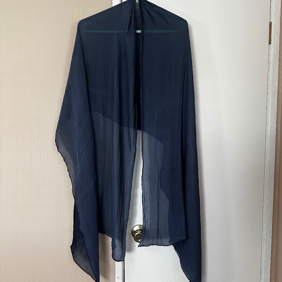 Beautiful Shawl Wrap for Women Dark Blue - Picture 2 of 5